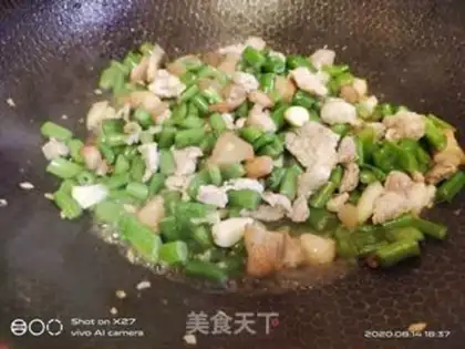 Make Five flowers and four beans step 6