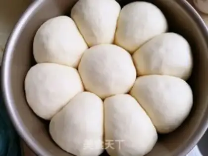 Make Flower bread step 5