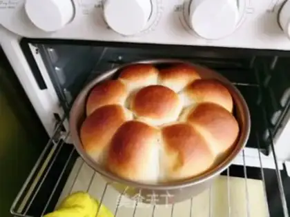 Make Flower bread step 7