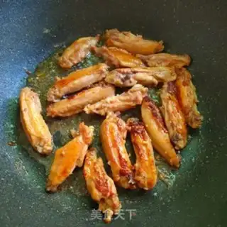Make You suck your fingers on chicken wings step 10