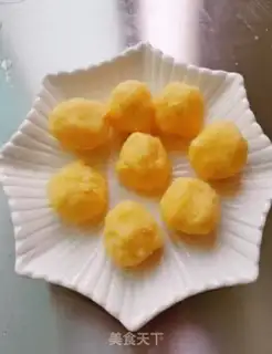 Make Heart-shaped coconut bread step 6