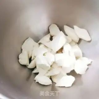 Make Heart-shaped coconut bread step 9