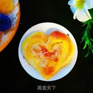 Make Heart-shaped coconut bread step 40