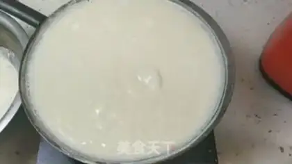 Make Grinding hand-made tofu step 3