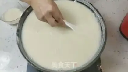 Make Grinding hand-made tofu step 5