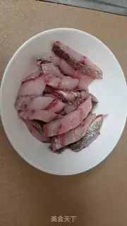 Make Spicy bean petals step 3