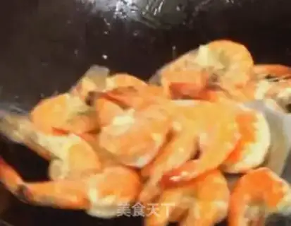 Make Garlic shrimp step 3