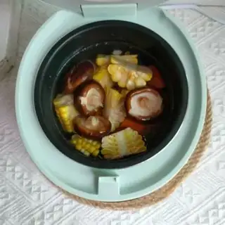 Make Sweet and delicious mushroom ribs soup step 4