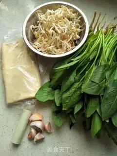 Make A tofu sprouts with spinach step 0