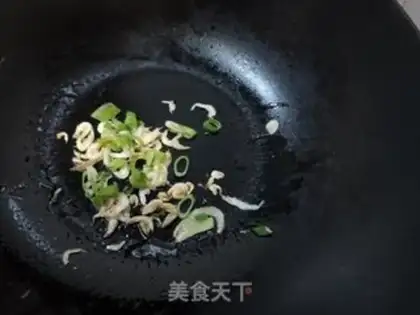 Make Skinny shrimp egg soup step 4