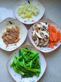 Make Mushroom carrots and storks step 3