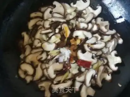 Make Garlic fried mushrooms step 7