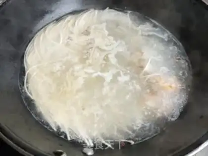 Make Shrimp noodles step 4