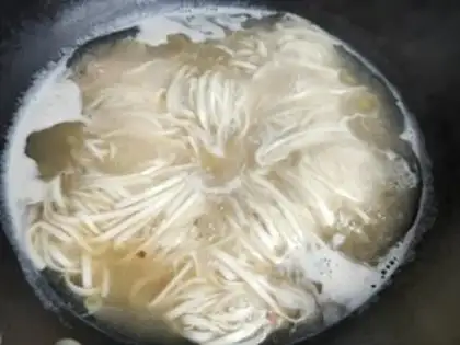 Make Shrimp noodles step 5