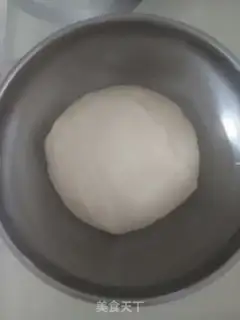 Make The salad sauce and the loaf step 0