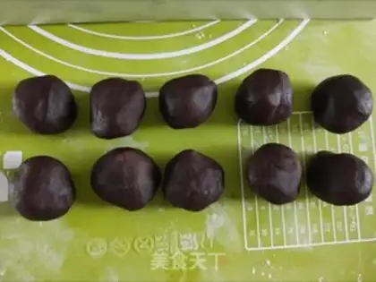 Make Bean roll bread step 9