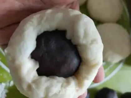 Make Bean roll bread step 11