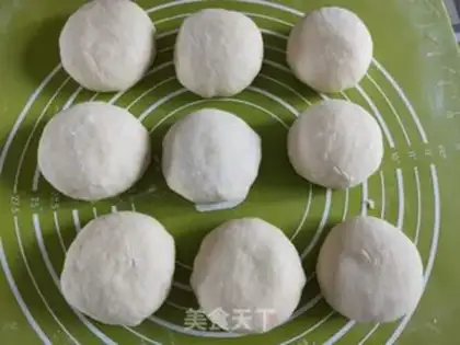 Make Bean roll bread step 13