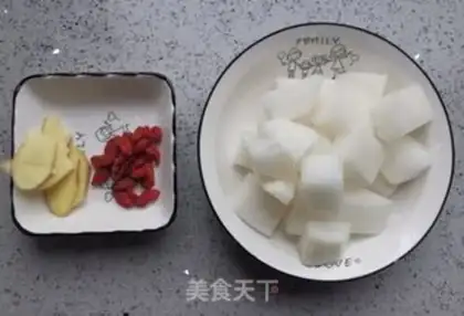 Make Cow radish soup step 1