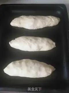 Make The salad sauce and the loaf step 7