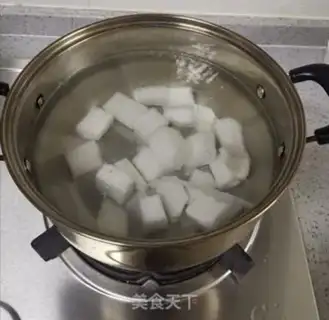 Make Cow radish soup step 2