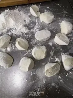 Make Plum buns step 16