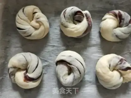 Make Bean roll bread step 17