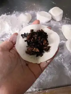 Make Plum buns step 18