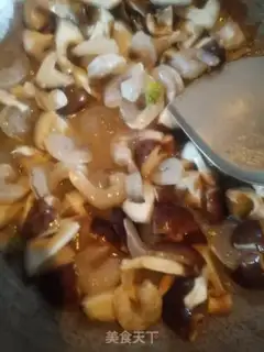Make Fry mushroom shrimp step 9
