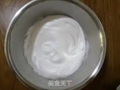 Make Strawberry chocolate cake step 5