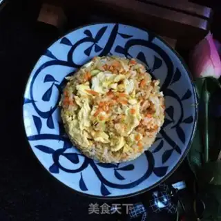 Make Carrot eggs and rice step 10