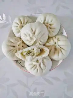 Make Pork mushroom celery buns step 8