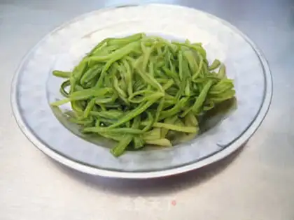 Make Scrambled bean sprouts step 3