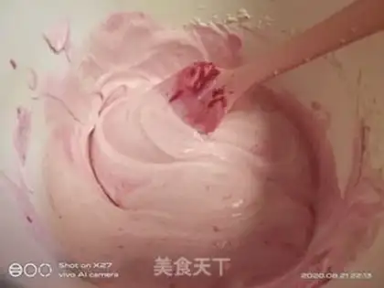 Make Flamingo cake roll step 13
