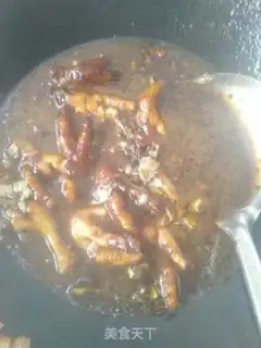 Make Favorite beer chicken claws step 10