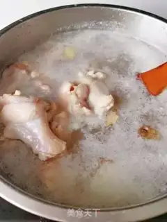 Make Red roasted chicken wings step 1