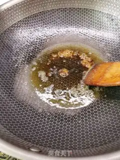 Make Red roasted chicken wings step 4