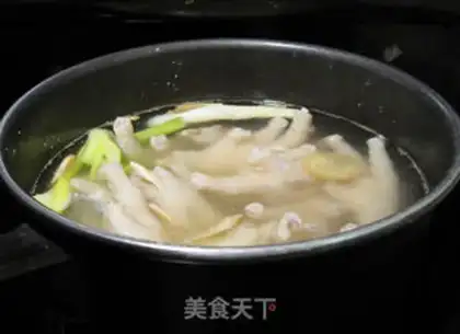 Make Crystal salt, chicken claws step 4