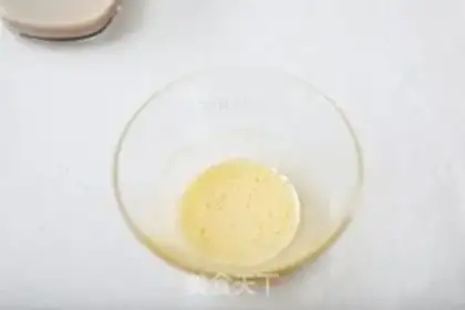 Make Rose cranberry roll step 12