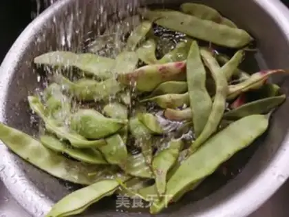 Make Bone oil beans step 1