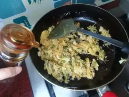 Make Scrambled eggs step 5