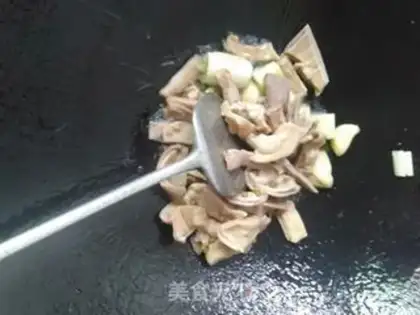 Make White oil belly step 7
