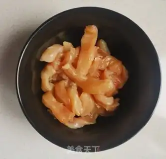 Make Sweet chicken chest step 1