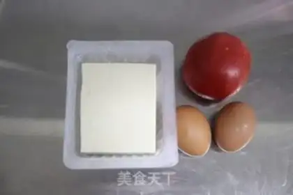Make Soup egg and tomato tofu step 0
