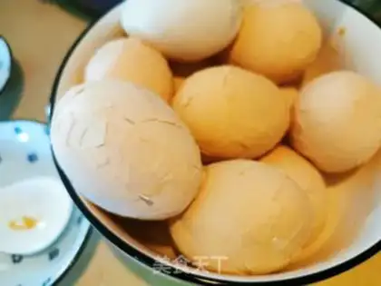 Make Five spicy tea eggs step 3