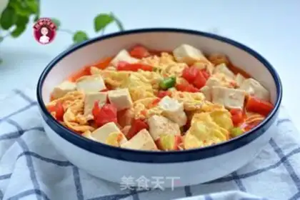 Make Soup egg and tomato tofu step 6