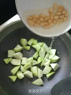 Make Dry melon egg soup step 3