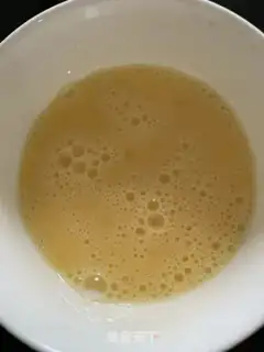 Make Shrimp and yellow eggs step 2