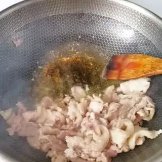Make Chili fried meat step 4