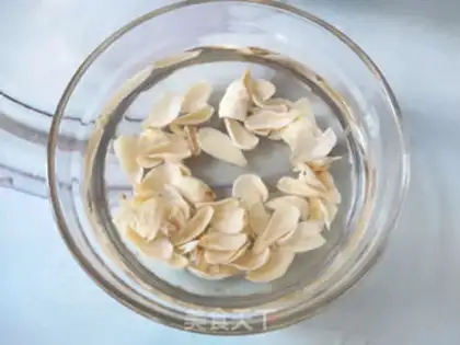 Make Fresh silver-eared lilies step 0